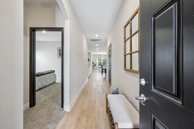 2073 Creekland View Blvd, Nashville, TN 37207