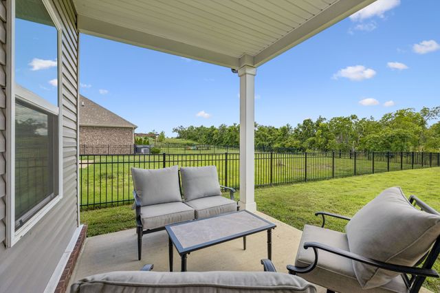 2073 Creekland View Blvd, Nashville, TN 37207