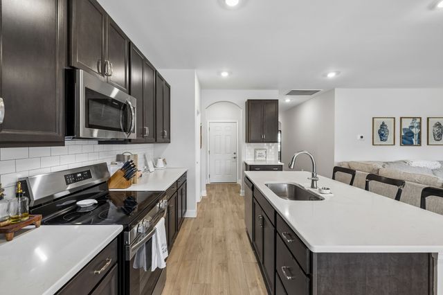 2073 Creekland View Blvd, Nashville, TN 37207