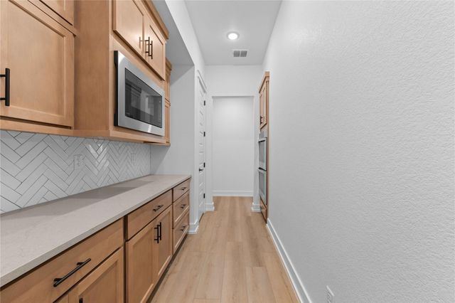 520 Vale Pond SPUR, Georgetown, TX 78633