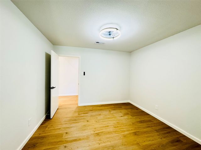 21 Grant Circle, Richardson, TX 75081