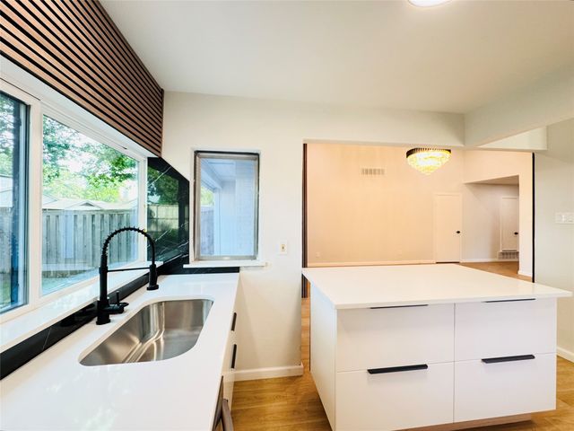 21 Grant Circle, Richardson, TX 75081