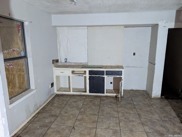 2618 COLT DR, San Antonio, TX 78227