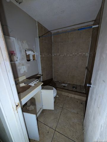 2618 COLT DR, San Antonio, TX 78227