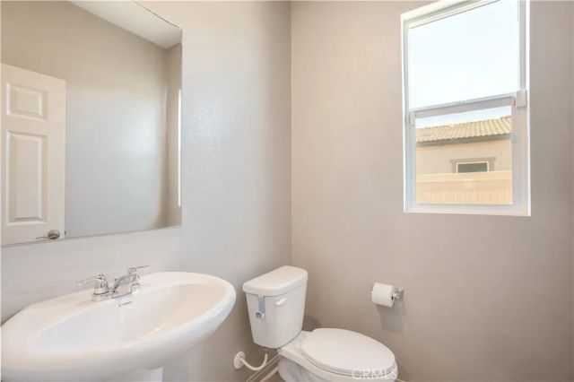 26017 Redoak Street, Menifee, CA 92584