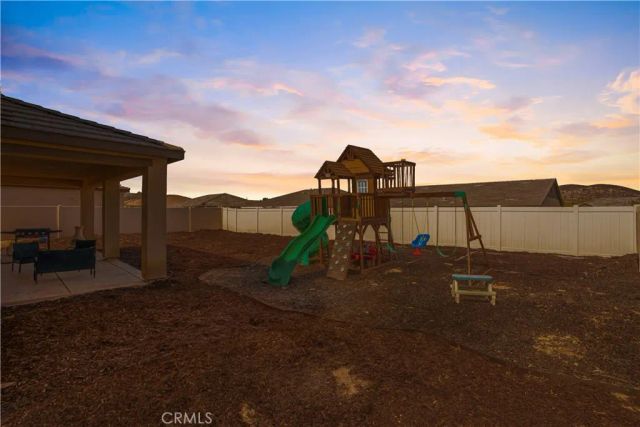 26017 Redoak Street, Menifee, CA 92584
