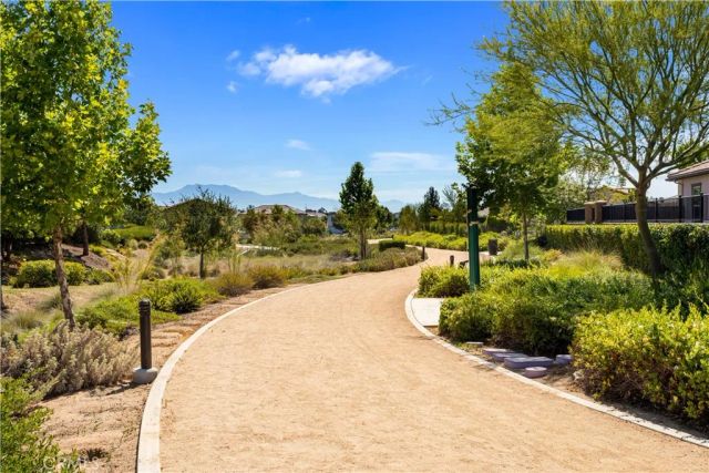 26017 Redoak Street, Menifee, CA 92584
