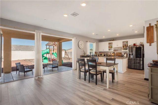26017 Redoak Street, Menifee, CA 92584