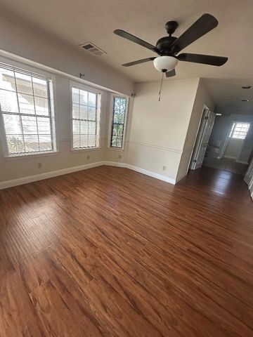 301 W Paul Avenue, Clovis, CA 93612