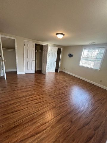 301 W Paul Avenue, Clovis, CA 93612