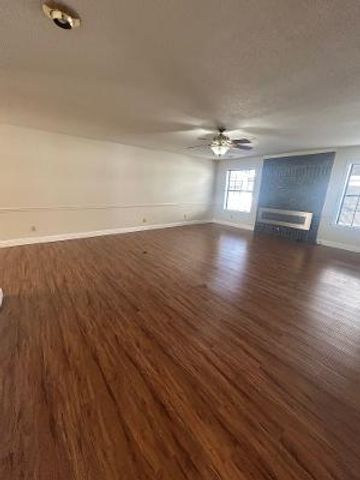 301 W Paul Avenue, Clovis, CA 93612