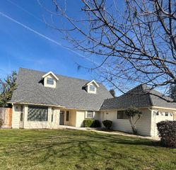 301 W Paul Avenue, Clovis, CA 93612