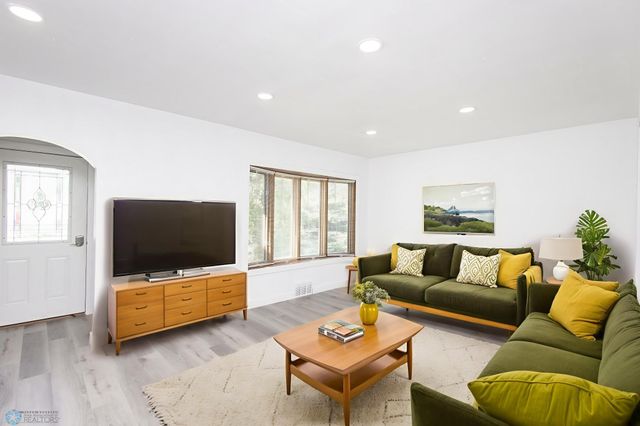 110 2nd Street W, Ada, MN 56510