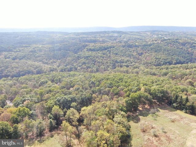 13677 PINEY RIDGE RD, Huntingdon, PA 16652