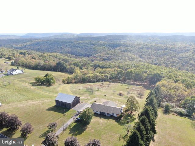13677 PINEY RIDGE RD, Huntingdon, PA 16652