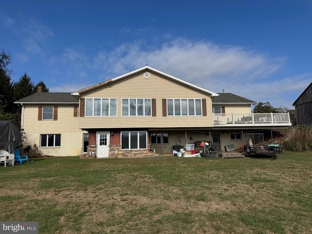 13677 PINEY RIDGE RD, Huntingdon, PA 16652