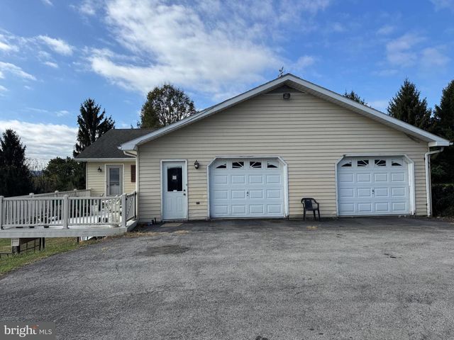 13677 PINEY RIDGE RD, Huntingdon, PA 16652