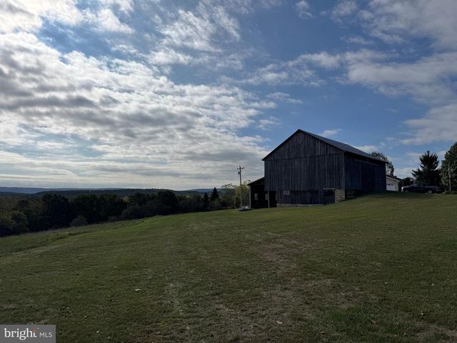 13677 PINEY RIDGE RD, Huntingdon, PA 16652