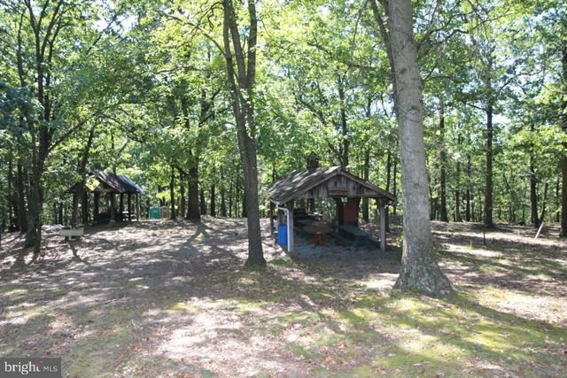 13677 PINEY RIDGE RD, Huntingdon, PA 16652