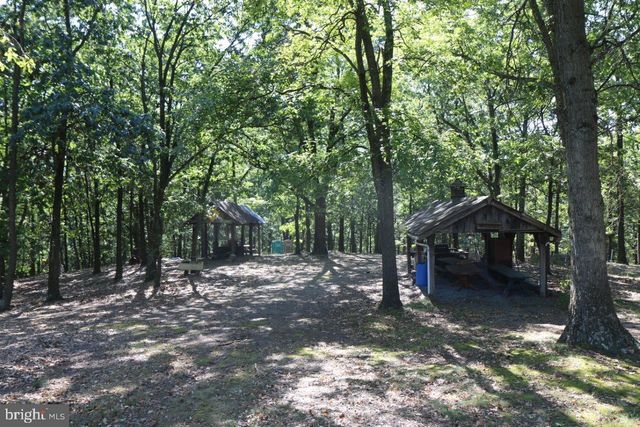 13677 PINEY RIDGE RD, Huntingdon, PA 16652