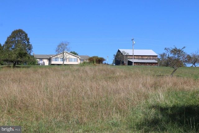 13677 PINEY RIDGE RD, Huntingdon, PA 16652