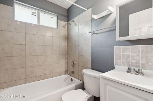 4638 SUFFOLK Avenue, Jacksonville, FL 32208