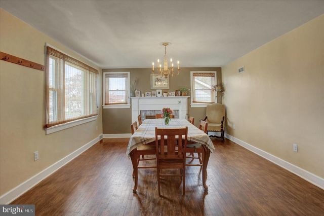 374 GLEN STREET, Chambersburg, PA 17201