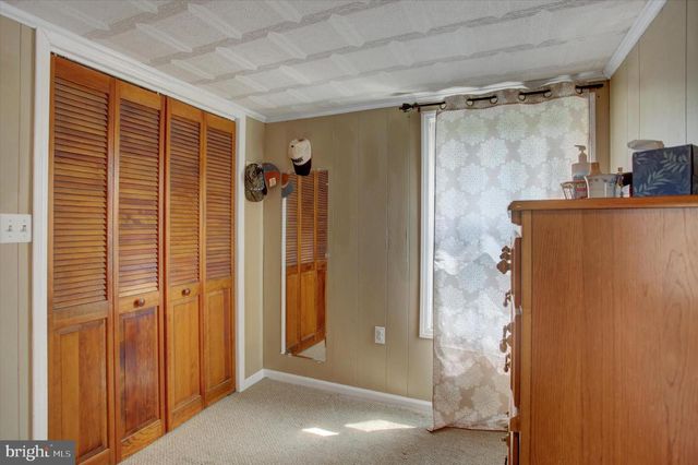 374 GLEN STREET, Chambersburg, PA 17201
