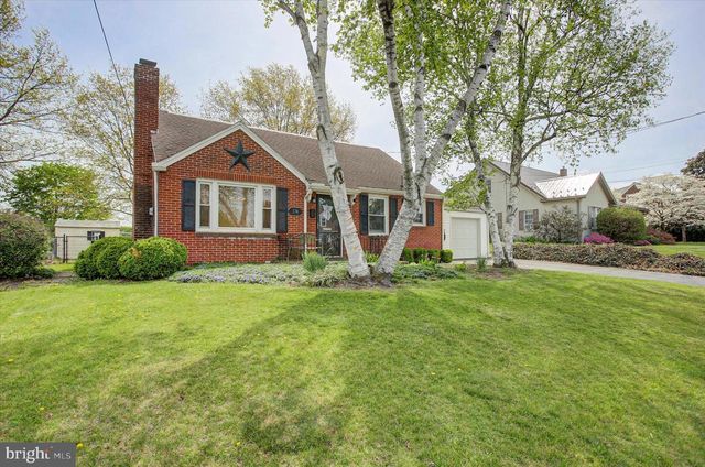 374 GLEN STREET, Chambersburg, PA 17201