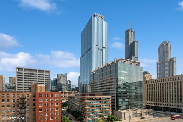 500 S Clinton Street 801, Chicago, IL 60607