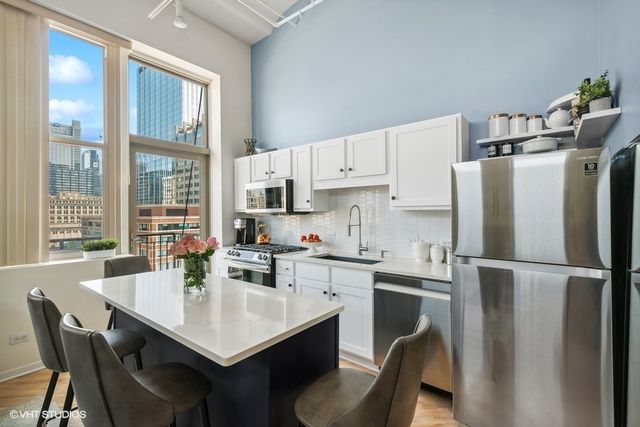 500 S Clinton Street 801, Chicago, IL 60607