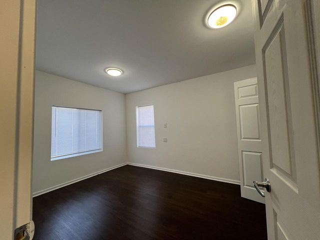 306 7th St W, Ashland, WI 54806