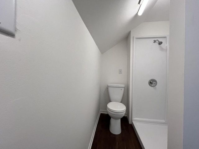 306 7th St W, Ashland, WI 54806