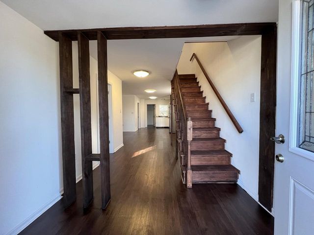 306 7th St W, Ashland, WI 54806