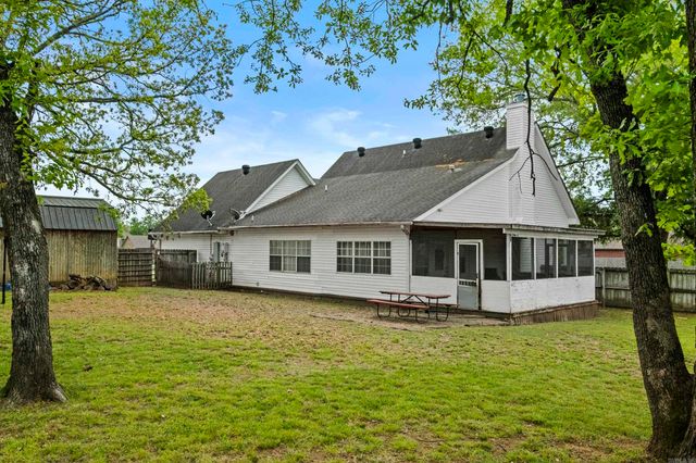 306 Oak View Drive, Cabot, AR 72023
