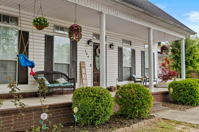 306 Oak View Drive, Cabot, AR 72023