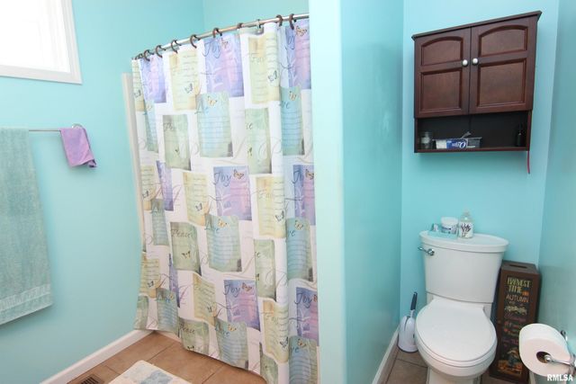 1502 ELIZABETH Lane, Metamora, IL 61548