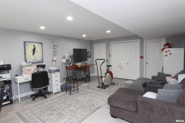1502 ELIZABETH Lane, Metamora, IL 61548