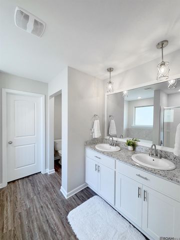 30925 Clearview Ct, Denham Springs, LA 70726