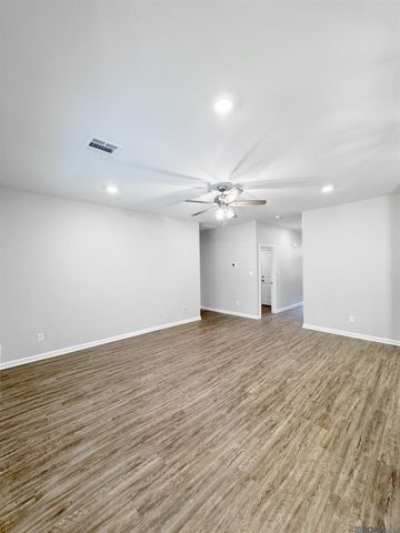 30925 Clearview Ct, Denham Springs, LA 70726