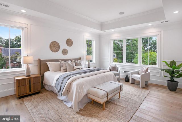 502 N JACKSON ST, Arlington, VA 22201