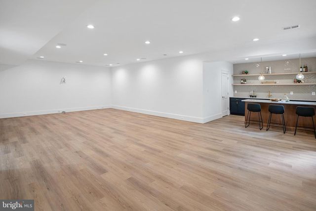 502 N JACKSON ST, Arlington, VA 22201