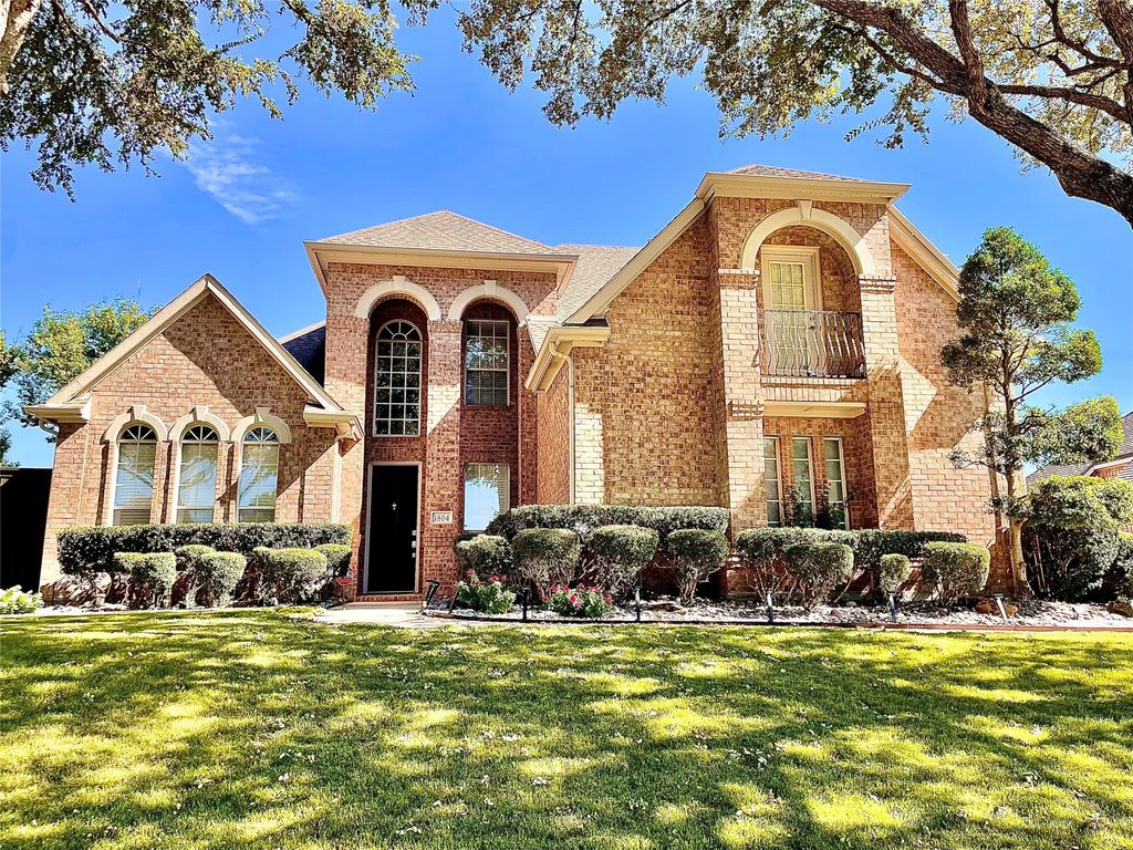 1804 Briaroaks Drive, Flower Mound, TX 75028