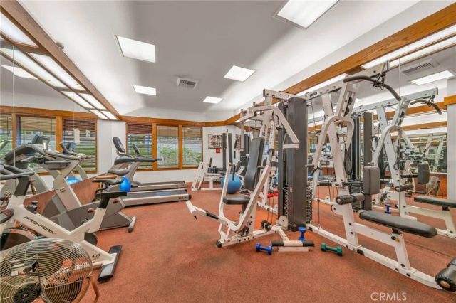 2559 Plaza Del Amo 215, Torrance, CA 90503