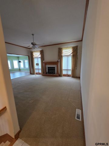 7322 S 93rd Street, La Vista, NE 68128