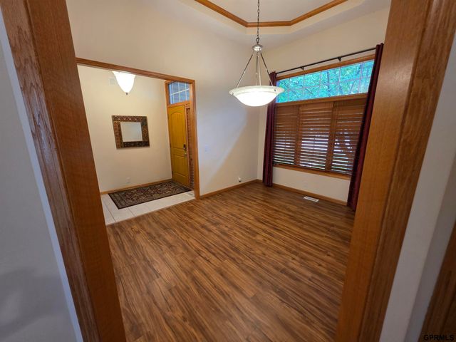 7322 S 93rd Street, La Vista, NE 68128