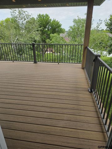7322 S 93rd Street, La Vista, NE 68128