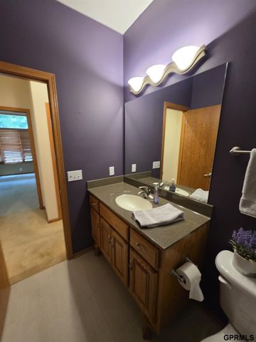 7322 S 93rd Street, La Vista, NE 68128