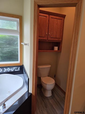 7322 S 93rd Street, La Vista, NE 68128