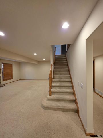 7322 S 93rd Street, La Vista, NE 68128
